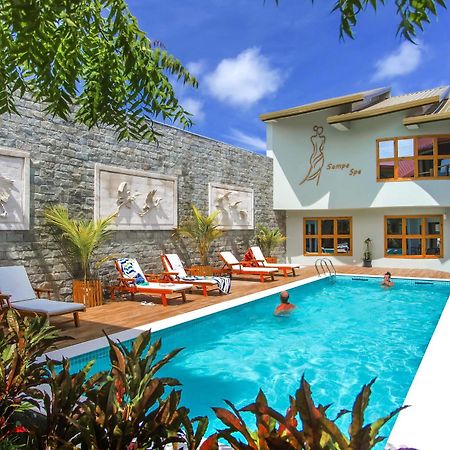 Kaani Village & Spa Maafushi Eksteriør billede