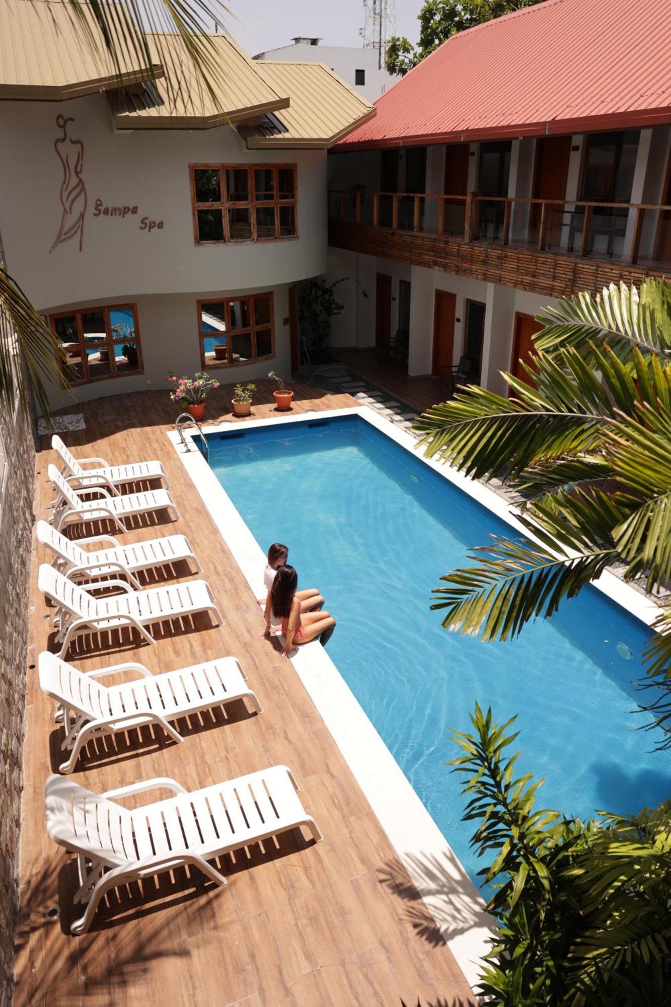 Kaani Village & Spa Maafushi Eksteriør billede