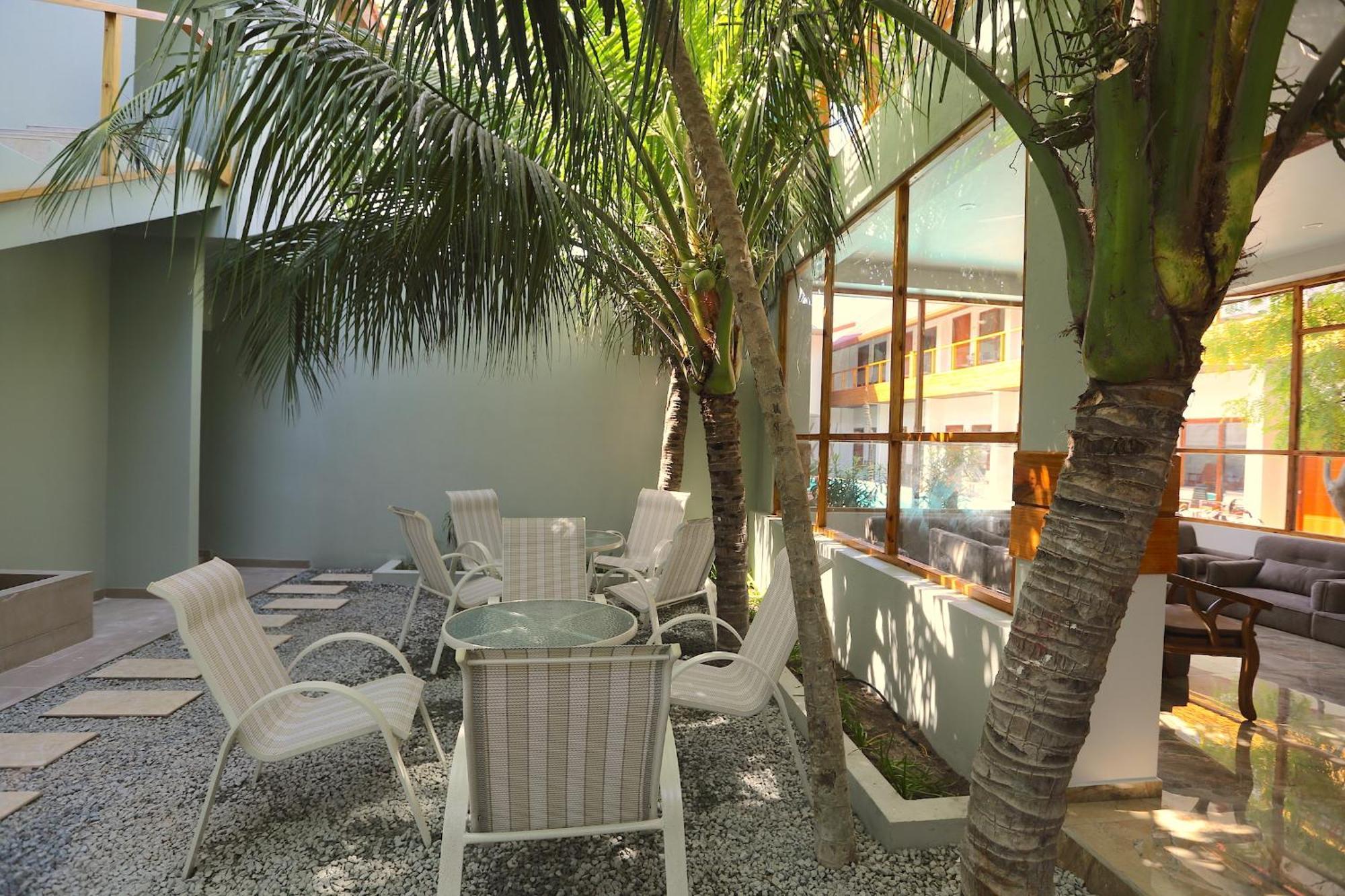 Kaani Village & Spa Maafushi Eksteriør billede