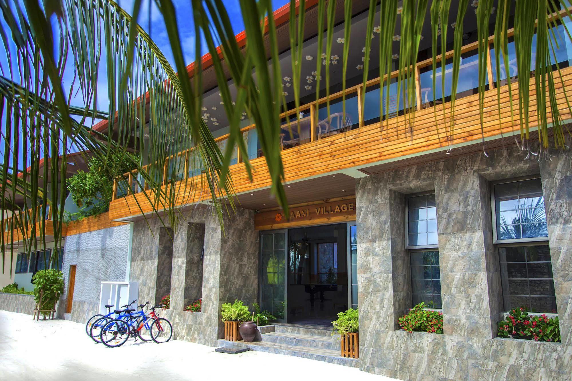 Kaani Village & Spa Maafushi Eksteriør billede