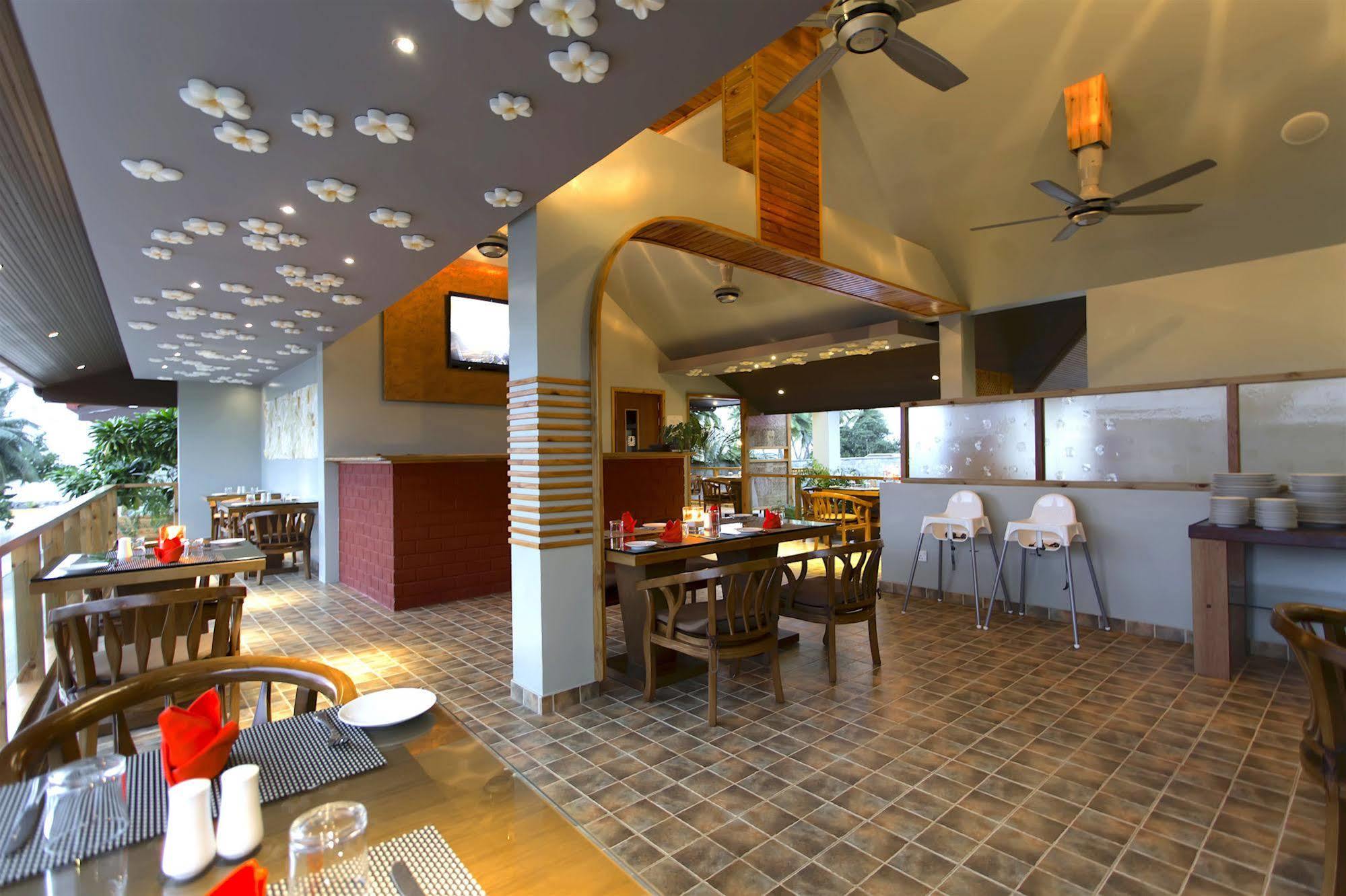 Kaani Village & Spa Maafushi Eksteriør billede
