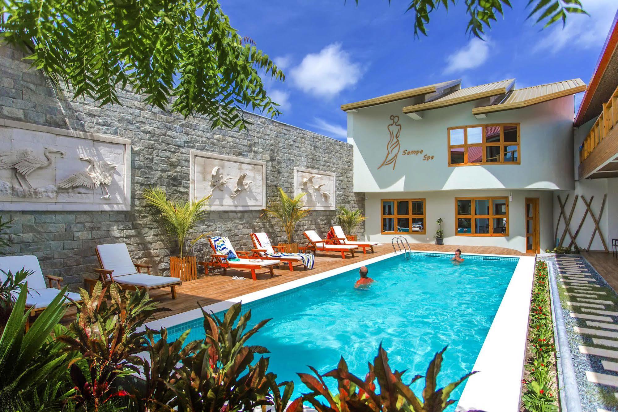 Kaani Village & Spa Maafushi Eksteriør billede